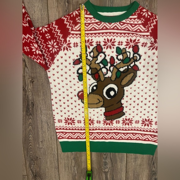 Happy Holidays Reindeer Christmas Sweater XL Red White Green Lights - Picture 9 of 9